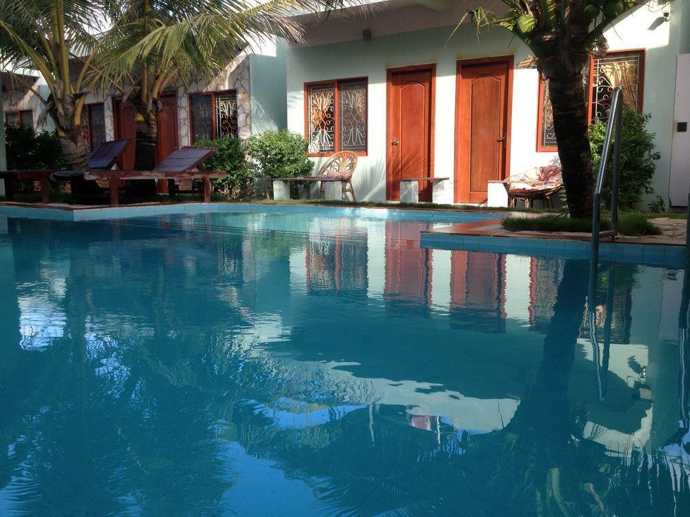 Golden River Resort Sihanoukville Exterior photo