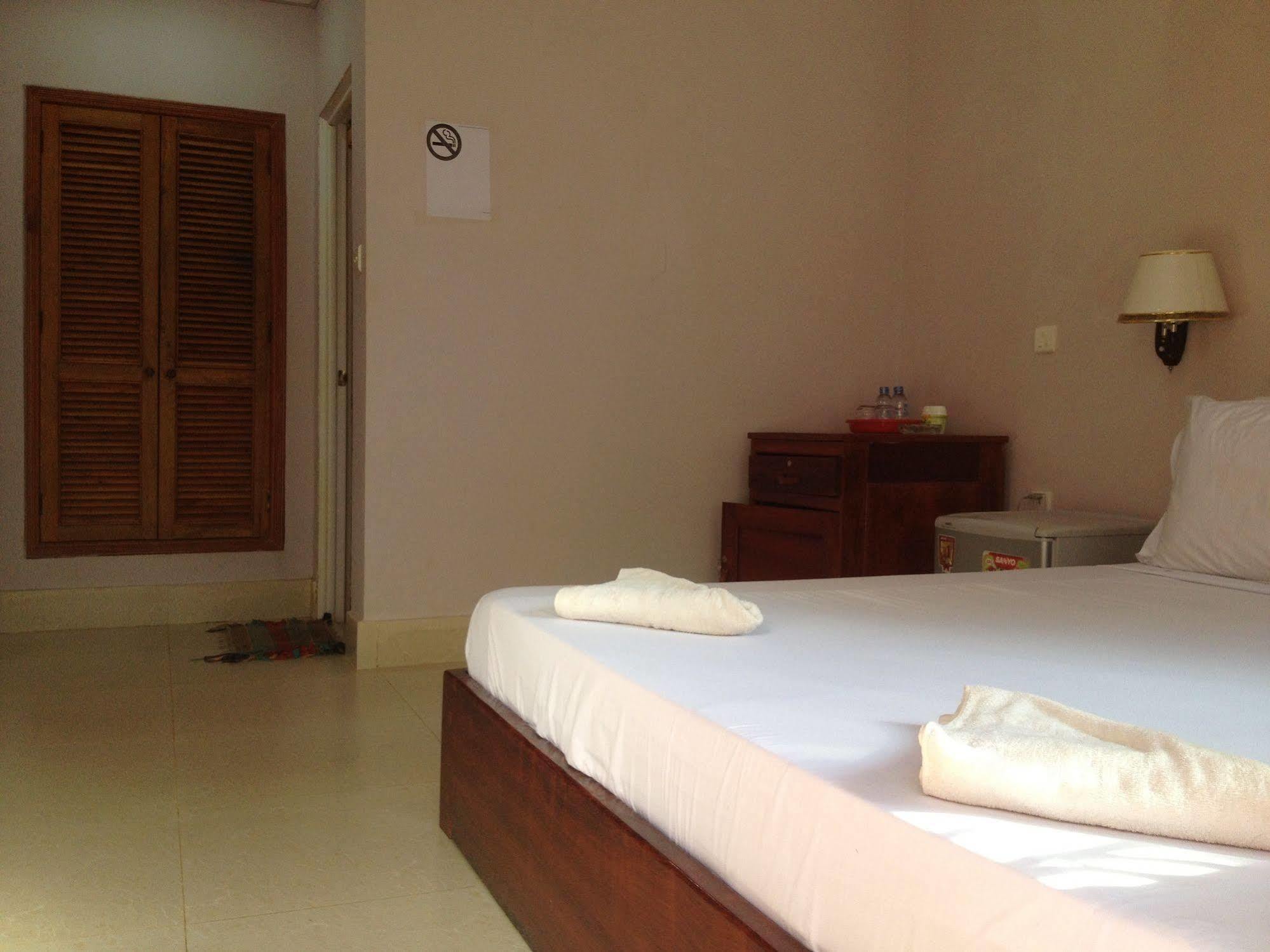 Golden River Resort Sihanoukville Exterior photo